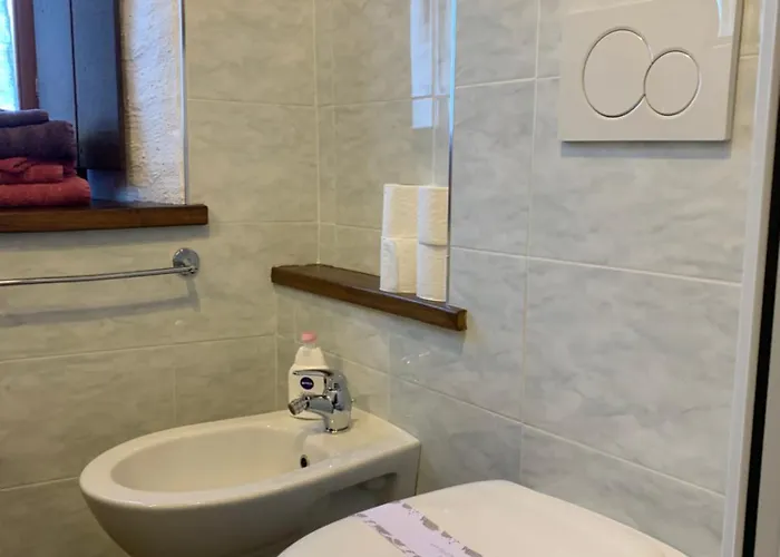 Il Borgo Di Monica * ドモドッソラ
